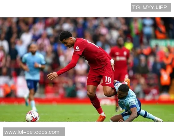 友谊赛精彩回顾利物浦点球大战险胜曼联引发全场热烈反响