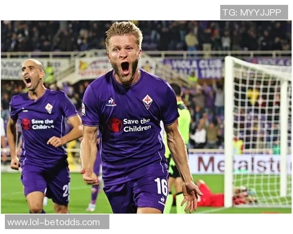 西甲激战曼城与AC米兰战成平局精彩瞬间引发全场热烈反响