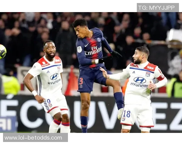 德甲精彩对决巴黎圣日耳曼与波尔图战成平局乌龙球成比赛焦点