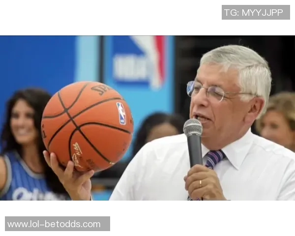 斯特恩对姚明的评价与影响力分析及其在篮球界的地位探讨