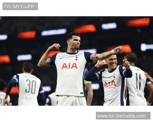 英超热刺大胜AC米兰4-0全场精彩瞬间回顾引发热烈反响 英超热刺大胜AC米兰4-0全场精彩瞬间回顾引发热烈反响