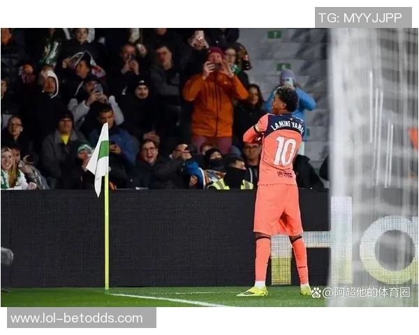 欧联杯精彩对决AC米兰大胜切尔西引发全场热烈反响与数据分析