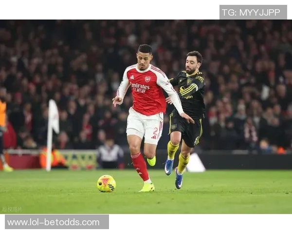 友谊赛精彩回顾：里昂逆转曼联乌龙球成比赛转折点